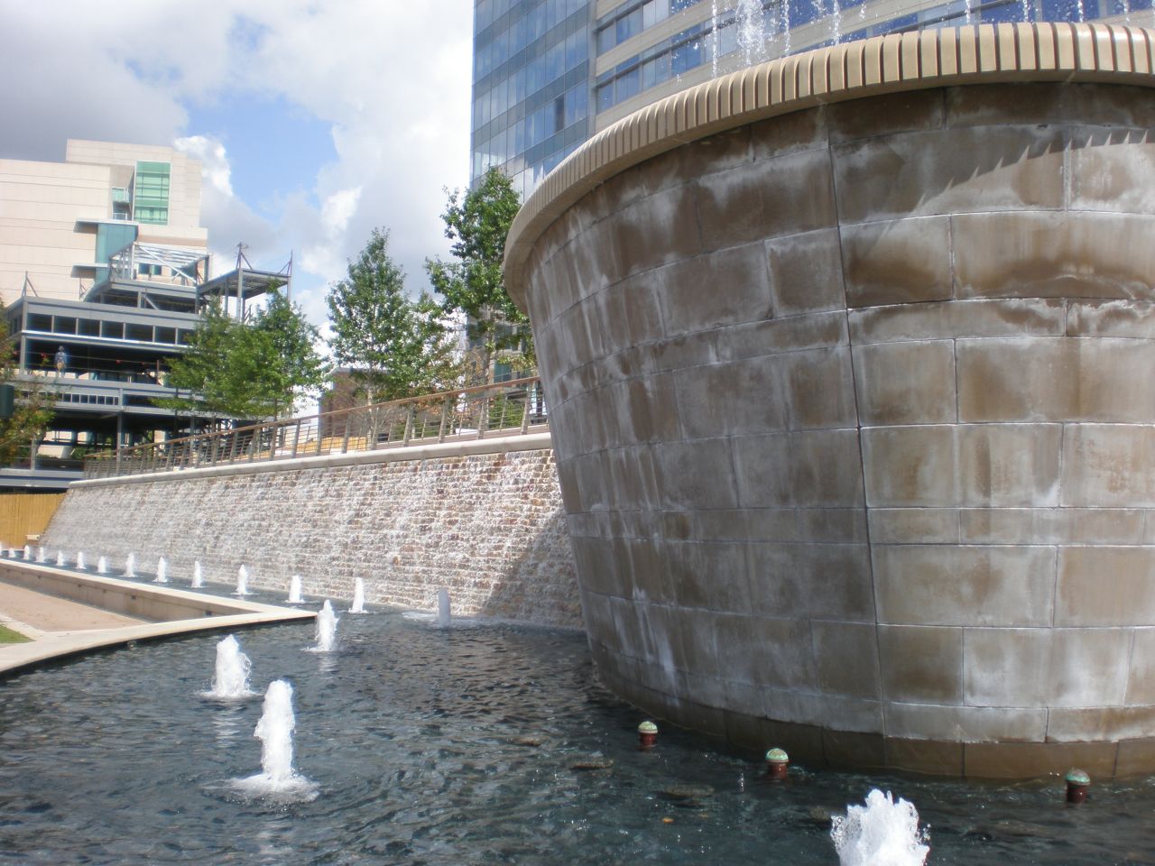 fountains/20_waterway_016.jpg